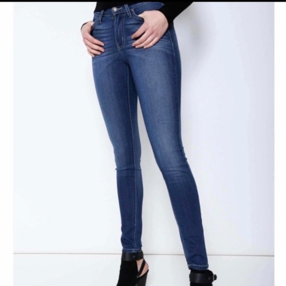 KanCan Women’s Skinny Jeans - Dark Blue Wash